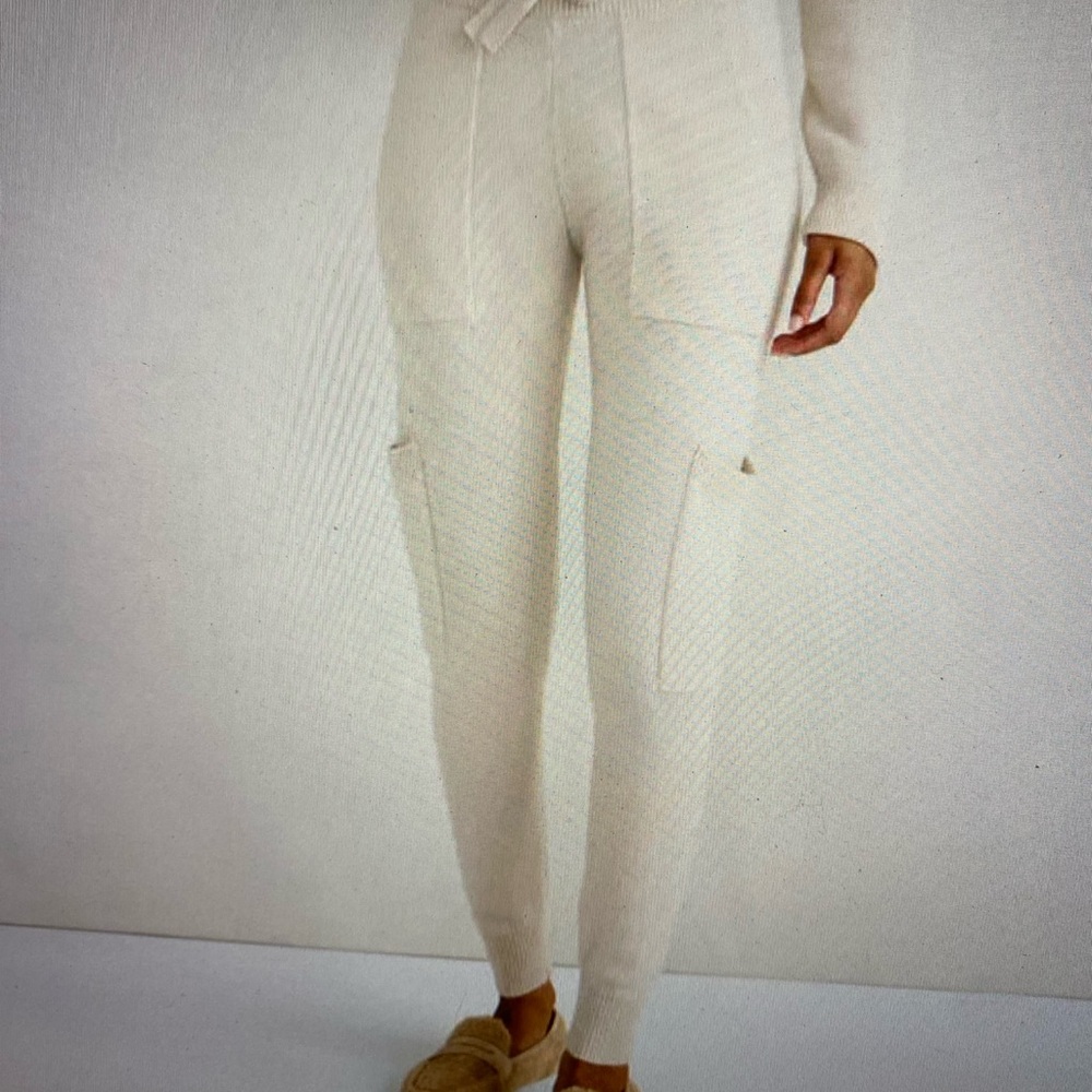 Cashmere Cargo Joggers Cream NWT Medium - Picture 5 of 6